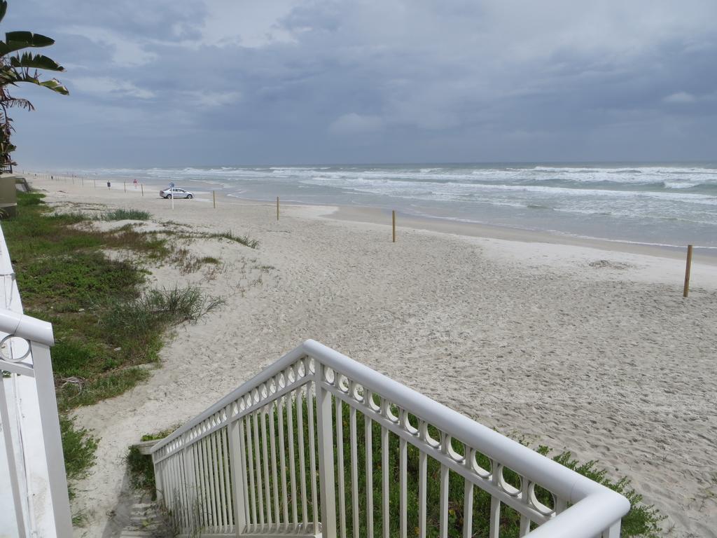 Days Inn By Wyndham Daytona Oceanfront Daytona Beach Exterior foto